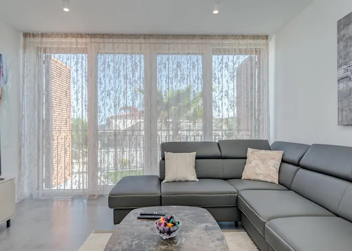 Villa Modea With Heated Pool Plano