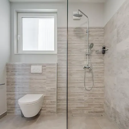 Modea With Heated Pool Villa Plano