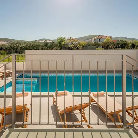 Villa Modea With Heated Pool Plano