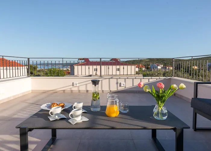 Modea With Heated Pool *