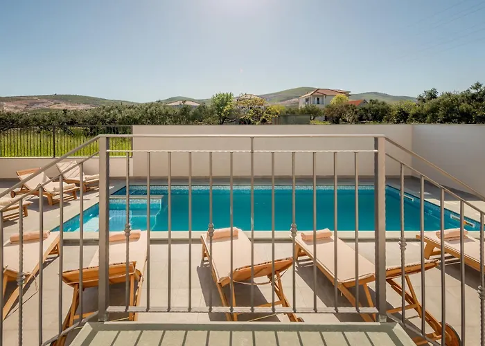 빌라 Modea With Heated Pool Plano